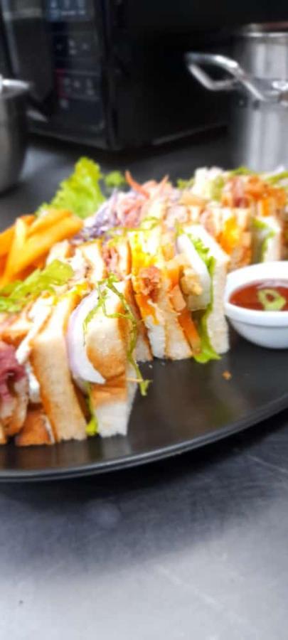 丹不拉 Eden Grand酒店 外观 照片